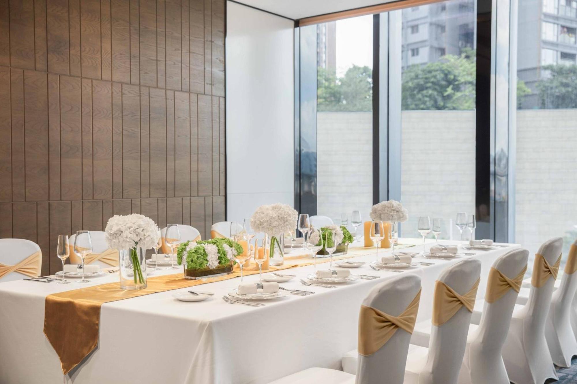 Courtyard By Marriott Shenzhen Bao'An Hotel Exterior photo